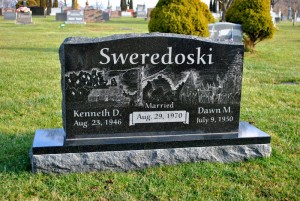 Sweredoski Black Grave Stone With Etching